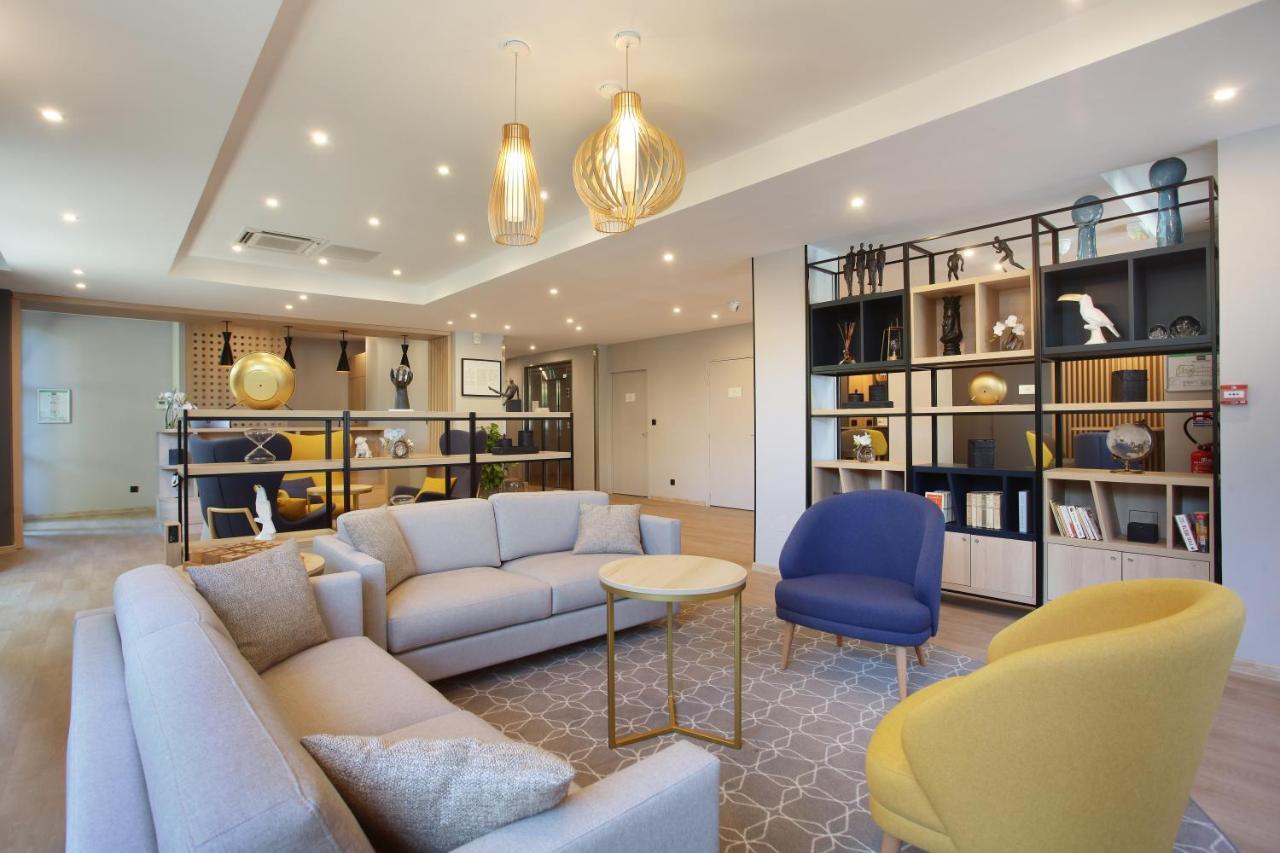 Appart Hotel Odalys City Aix En Provence Les Floridianes Aix-en-Provence Bagian luar foto