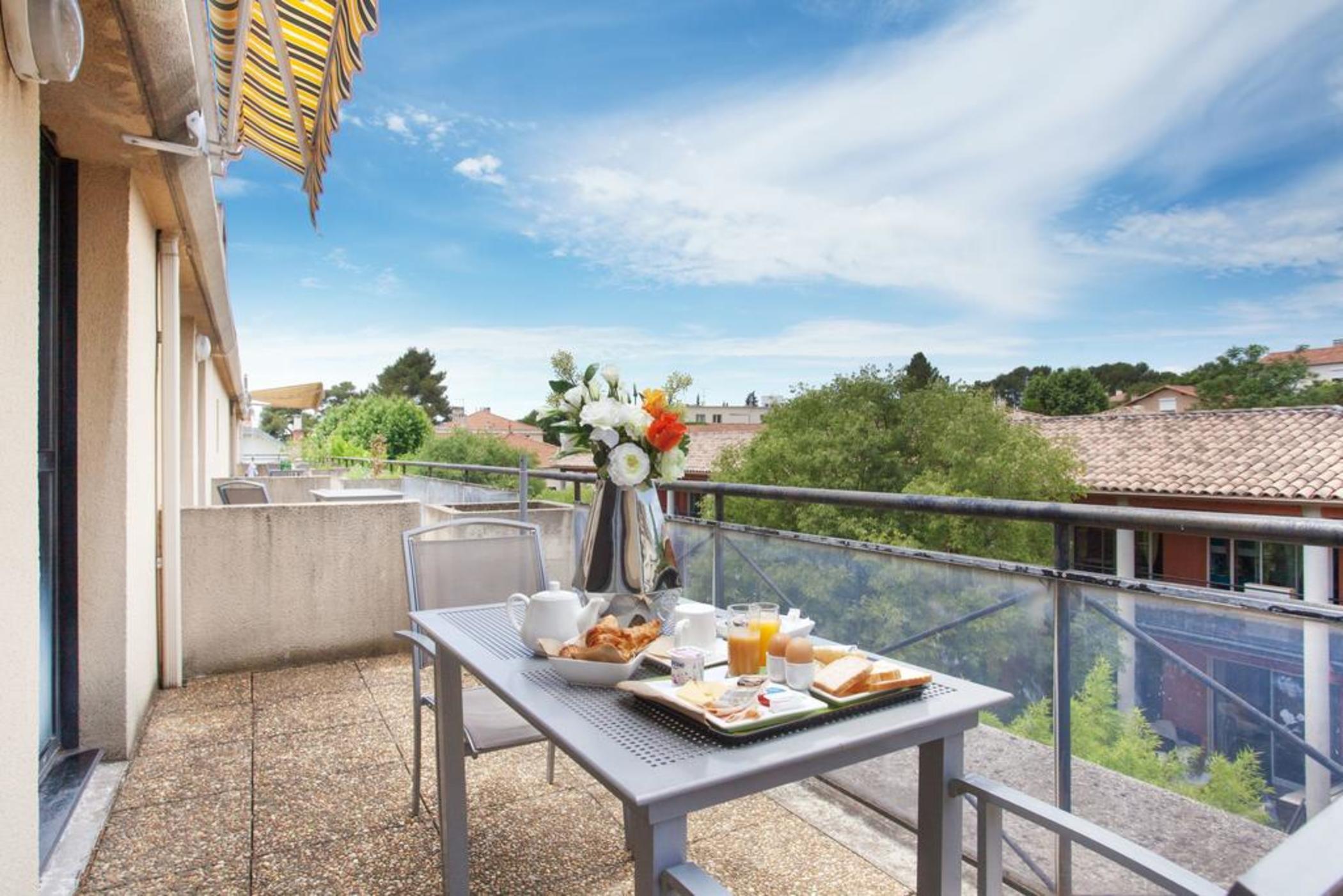 Appart Hotel Odalys City Aix En Provence Les Floridianes Aix-en-Provence Bagian luar foto