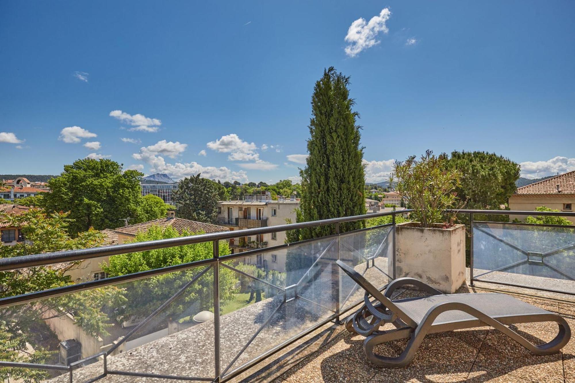 Appart Hotel Odalys City Aix En Provence Les Floridianes Aix-en-Provence Bagian luar foto