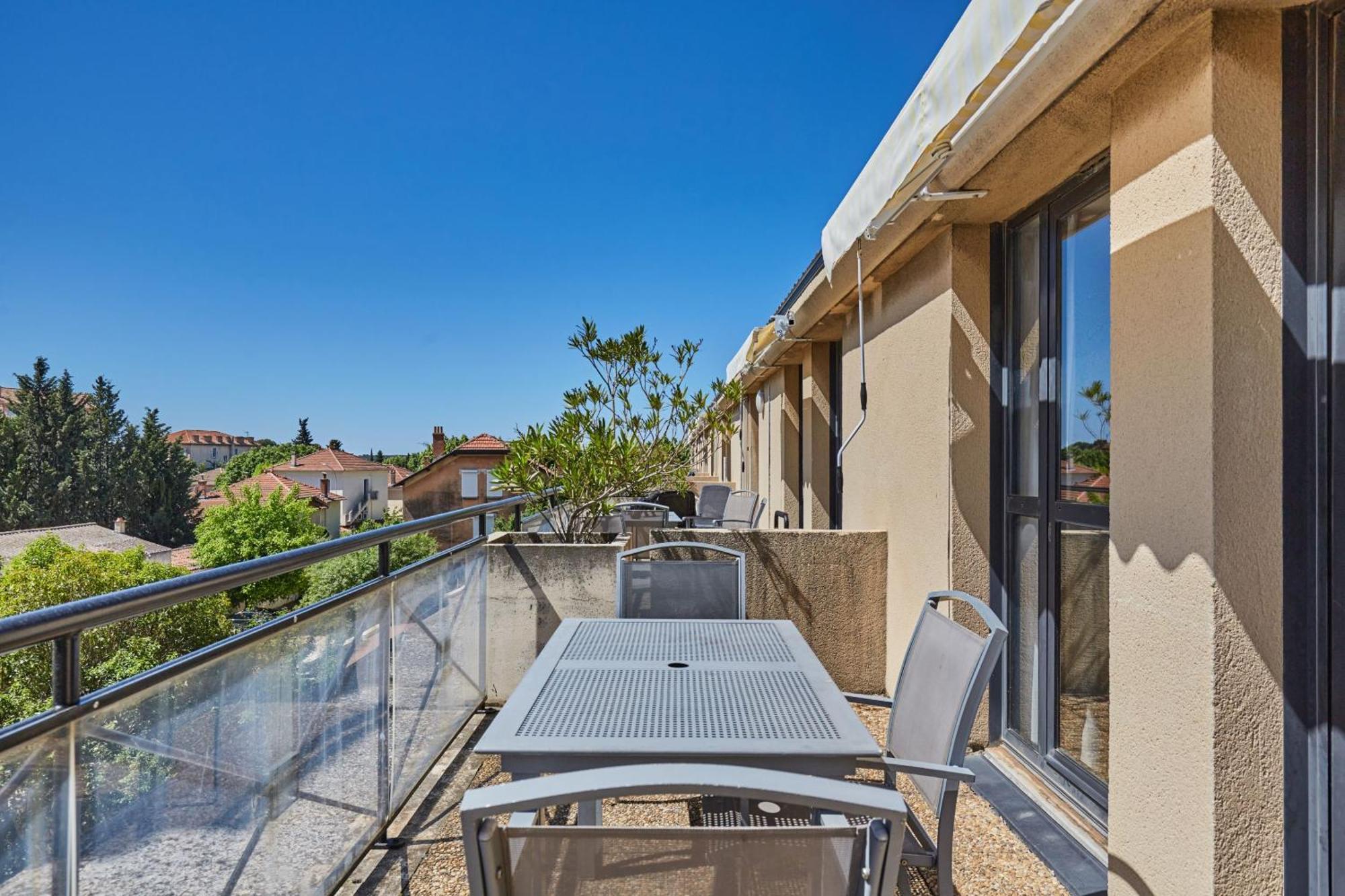 Appart Hotel Odalys City Aix En Provence Les Floridianes Aix-en-Provence Bagian luar foto