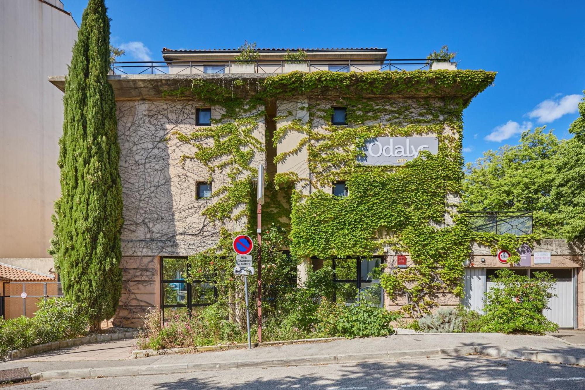 Appart Hotel Odalys City Aix En Provence Les Floridianes Aix-en-Provence Bagian luar foto