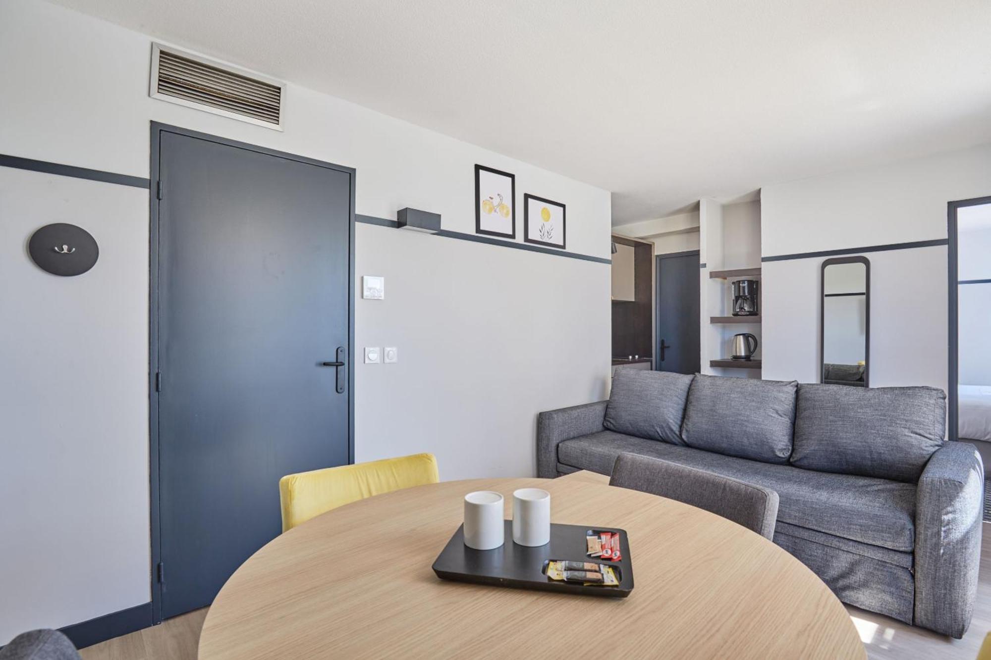 Appart Hotel Odalys City Aix En Provence Les Floridianes Aix-en-Provence Bagian luar foto