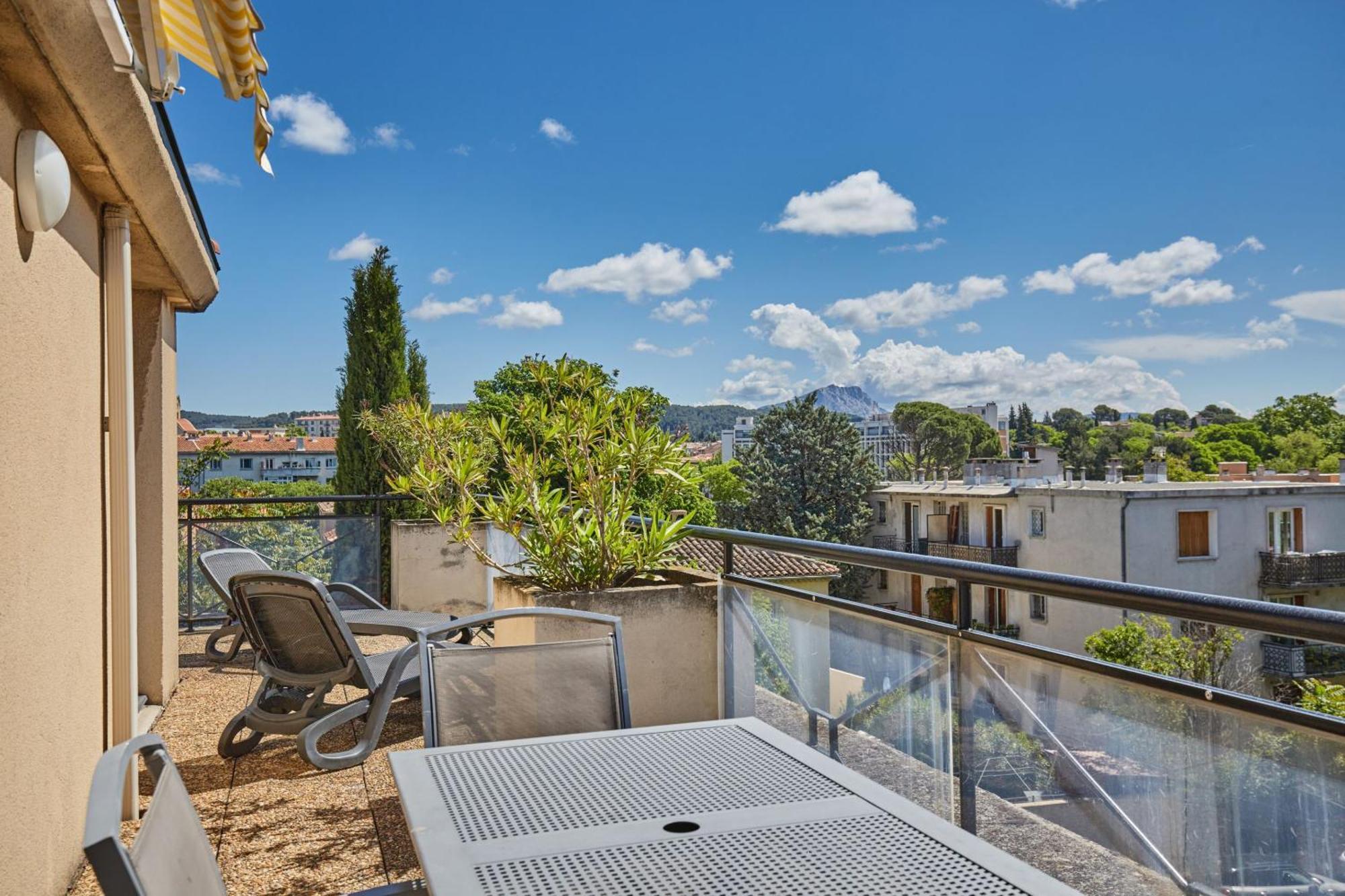 Appart Hotel Odalys City Aix En Provence Les Floridianes Aix-en-Provence Bagian luar foto