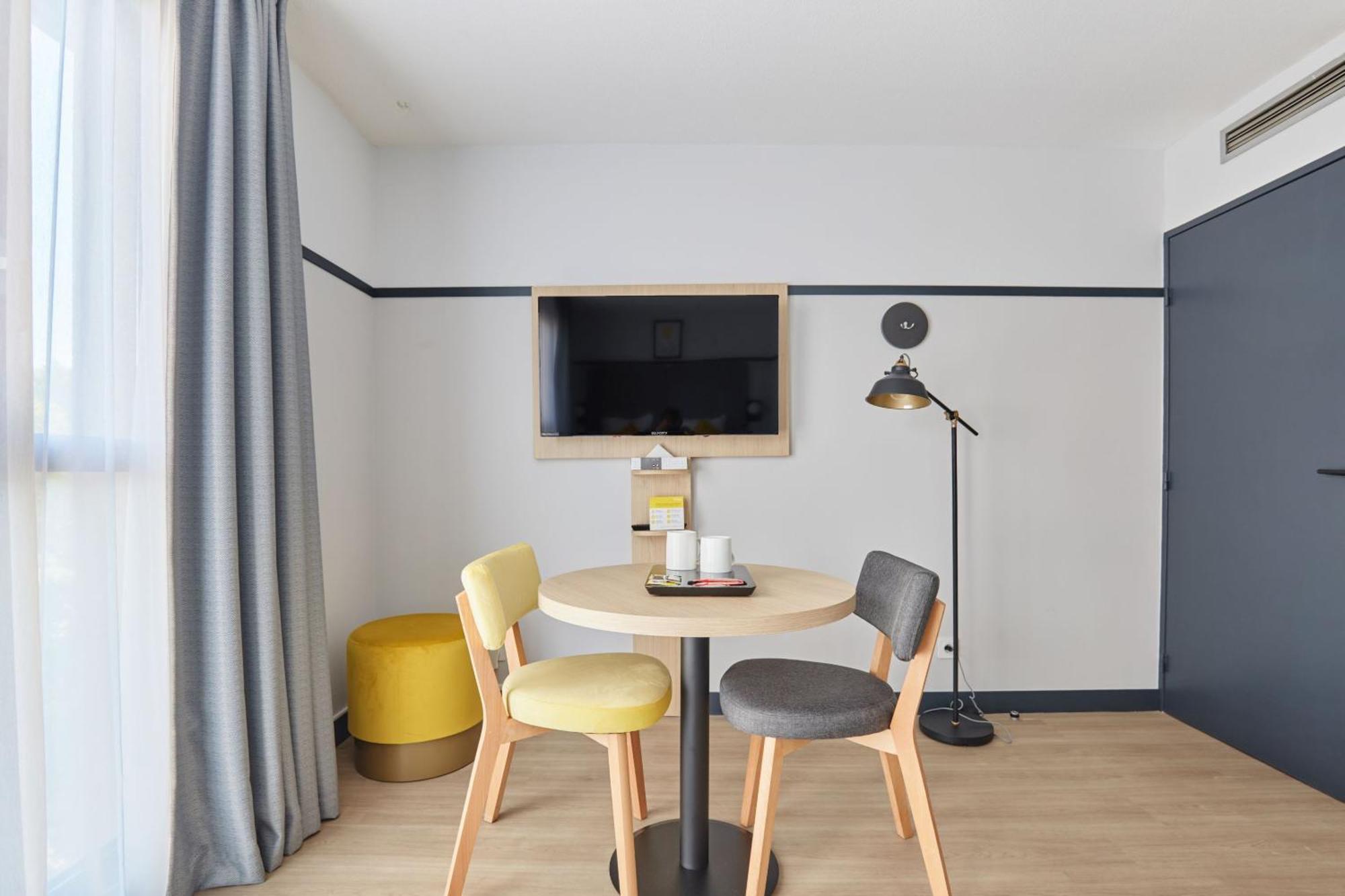 Appart Hotel Odalys City Aix En Provence Les Floridianes Aix-en-Provence Bagian luar foto